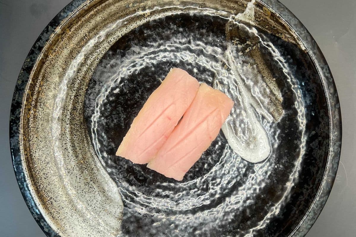 Albacore Tuna Nigiri (2 pcs)