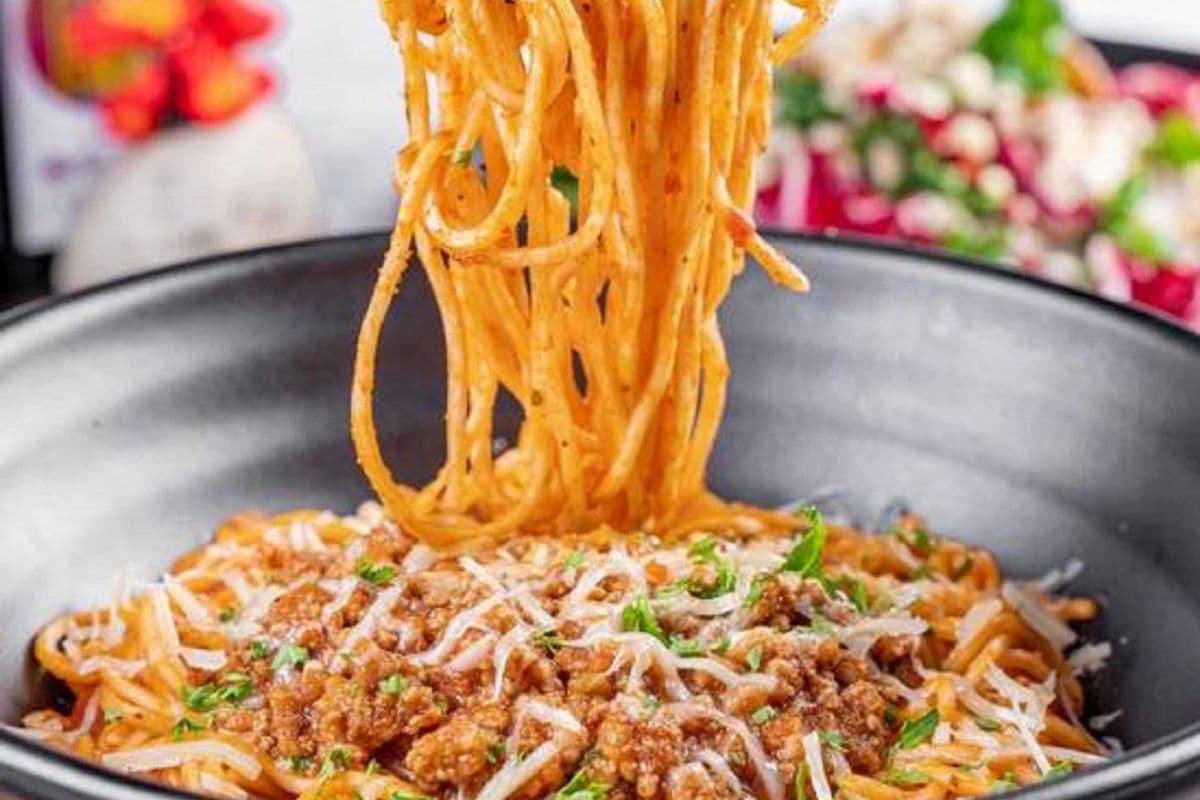 Canada Pasta Bolognese ( )