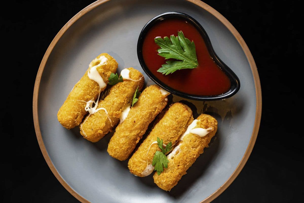 Mozzarella Sticks