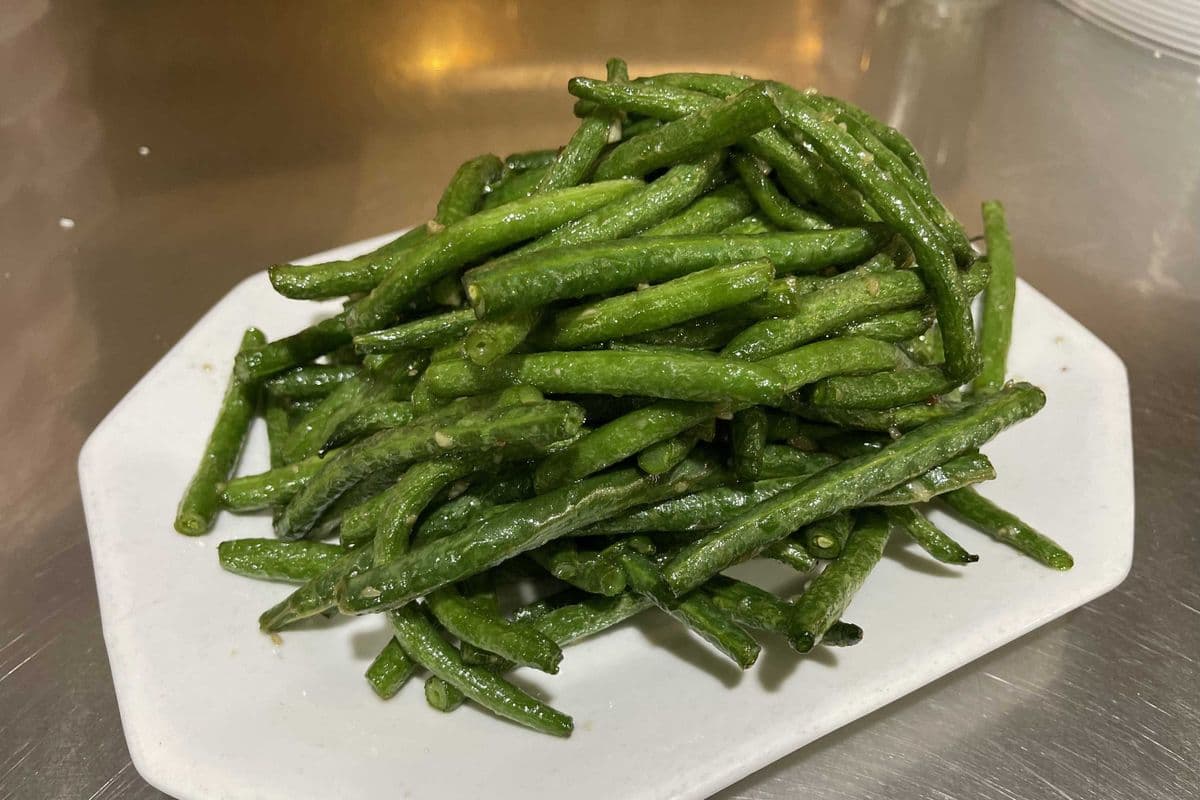 V11. Garlic String Beans (蒜蓉四季豆)