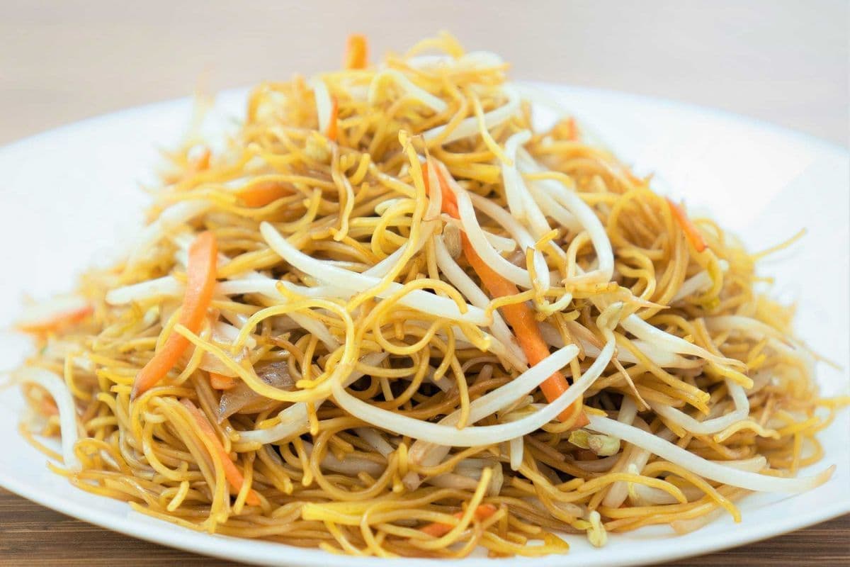Chow Mein Noodles with Vegetables
