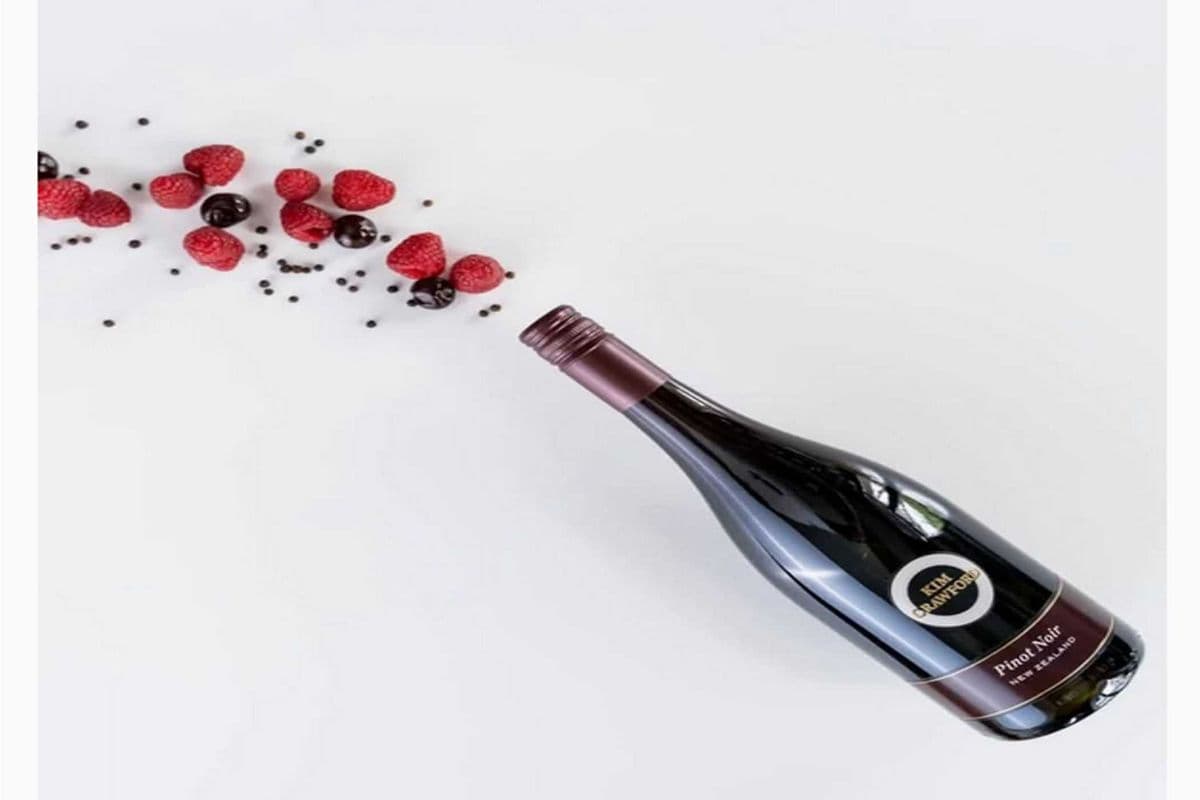KIM CRAWFORD PINOT NOIR (1 x 750 ML)