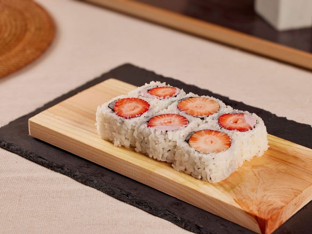 Cheese Strawberry Roll
