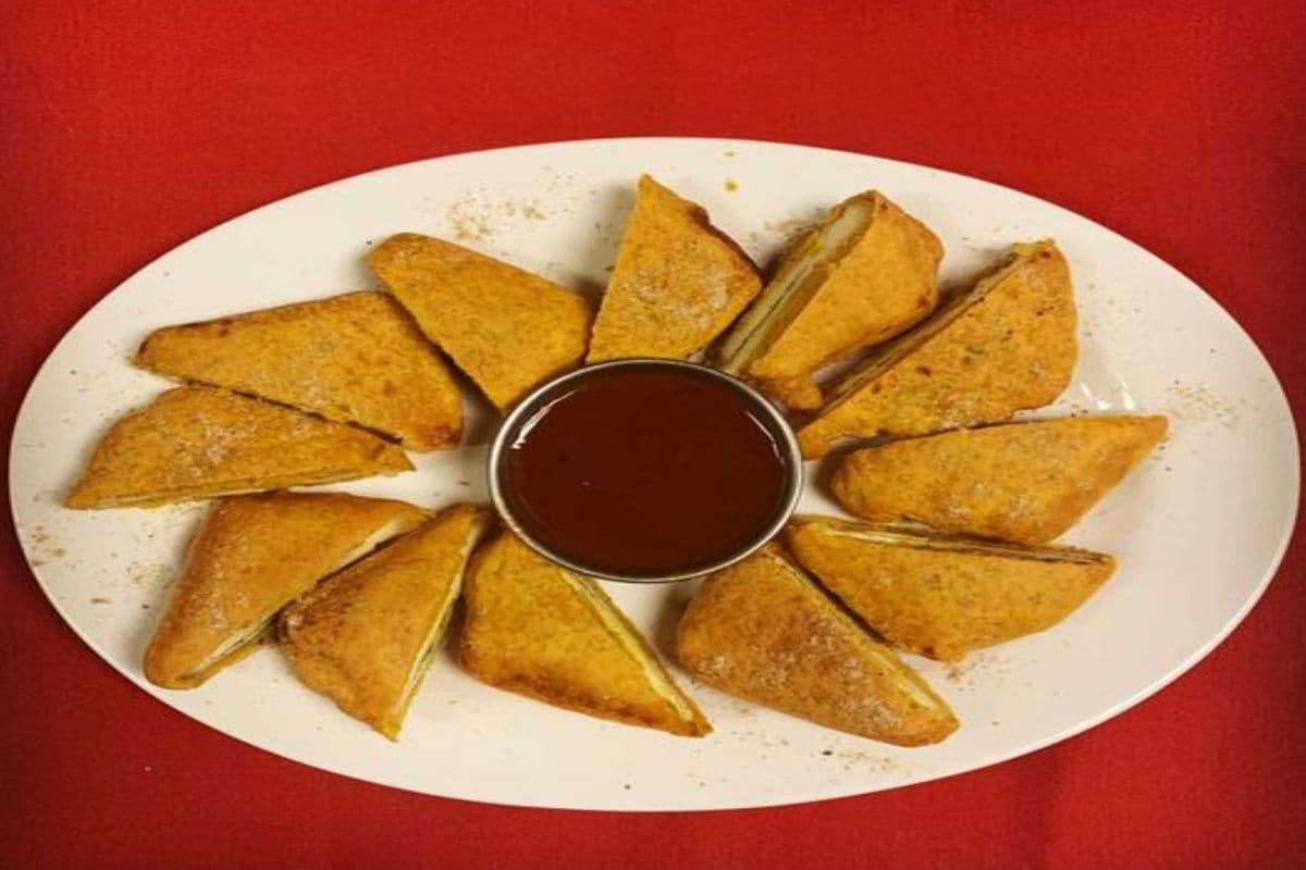 Paneer Pakoras (6 pcs)