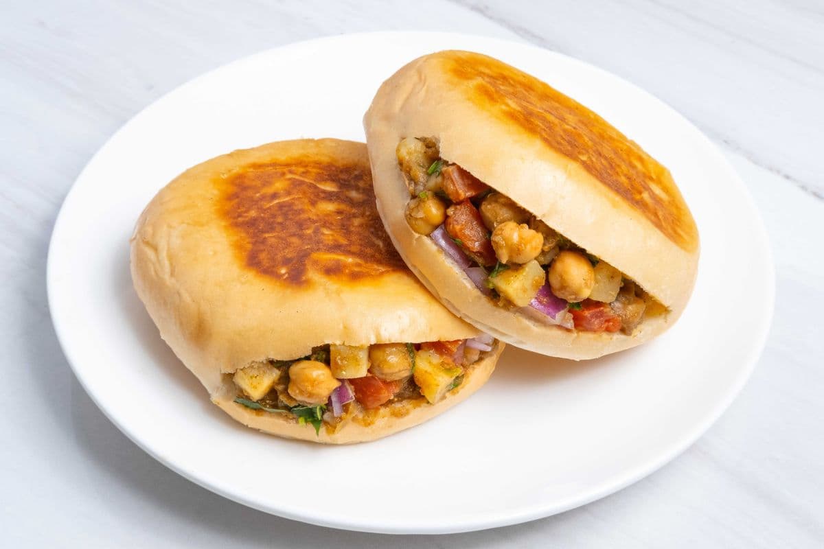 Chole Kulche