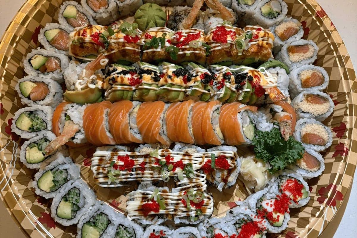 T06 Maki Roll Party Platter (60pcs)