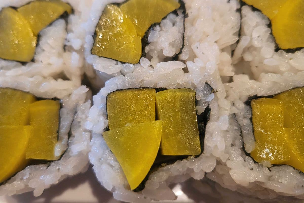 Oshinko Maki (6 pcs)