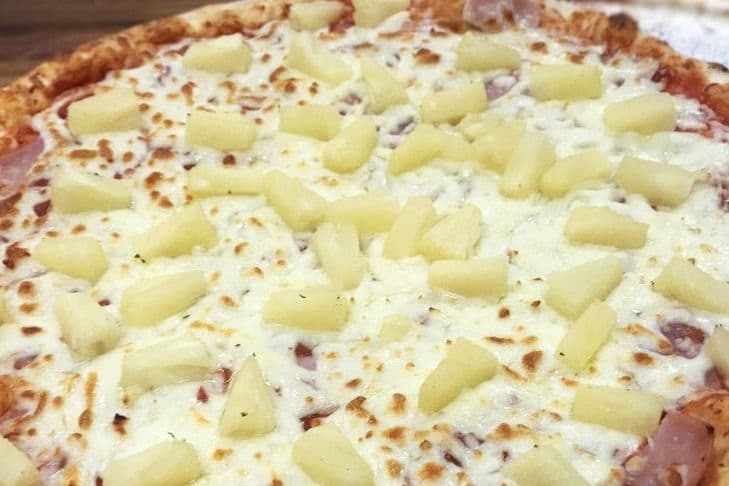 12" Medium Hawaiian Pizza