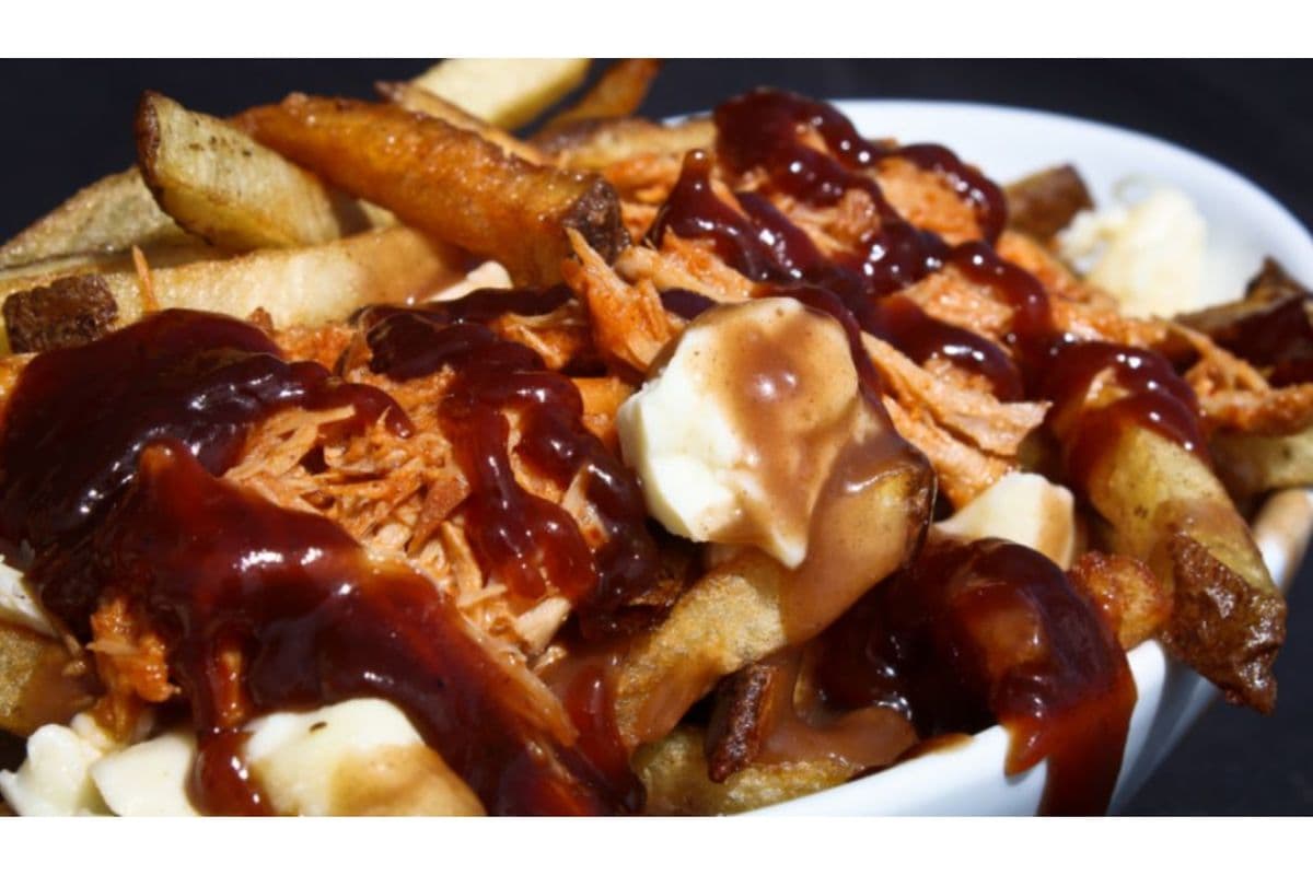 Bayside Oink Oink Poutine