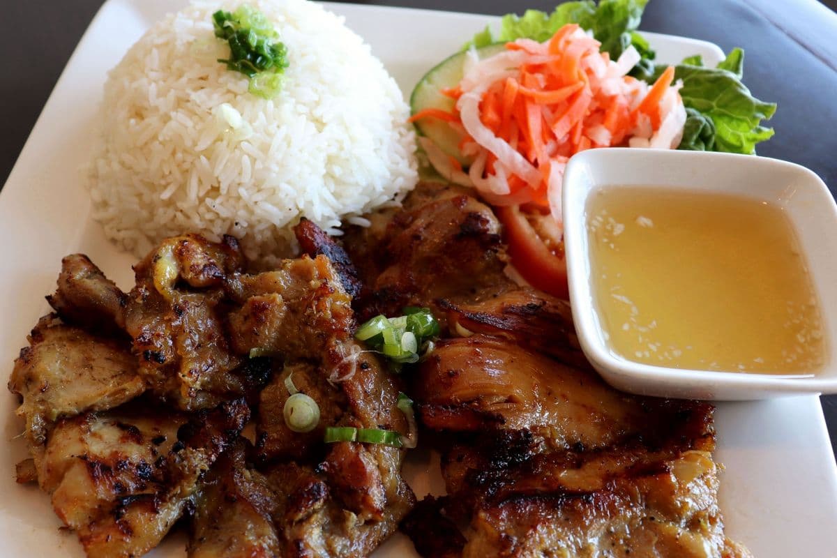 C2. Com Ga Nuong