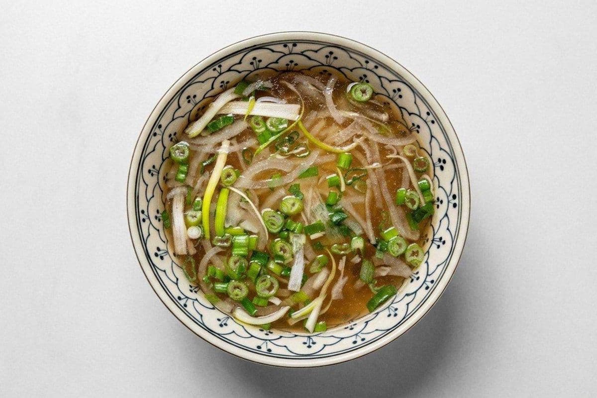 5. Pho Khong (Noodles and Broth)