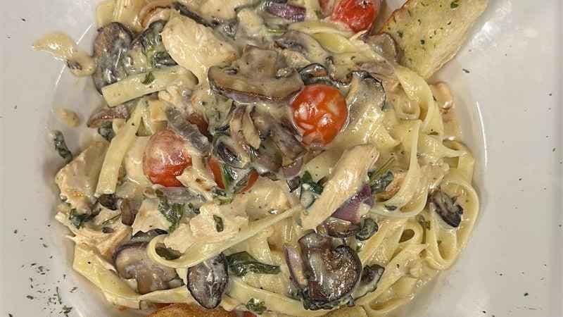 Rockefeller Chicken Fettuccine