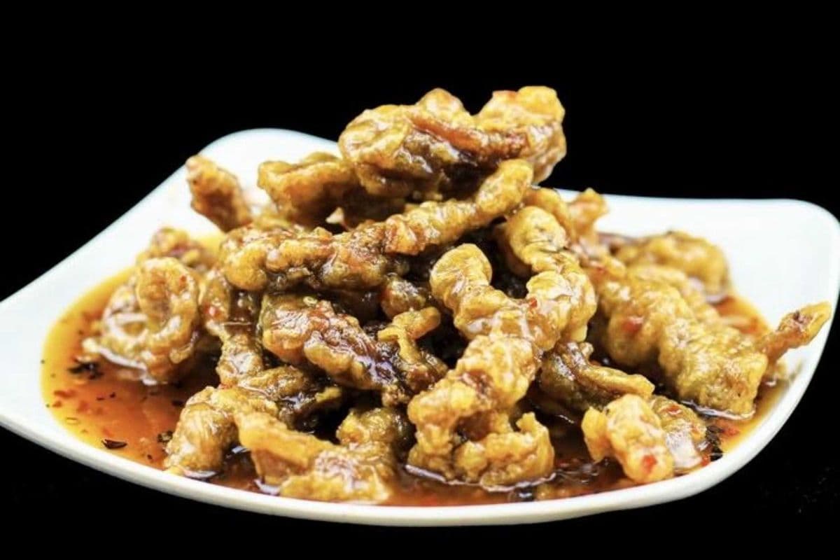 30. Crispy Ginger Beef 干牛丝