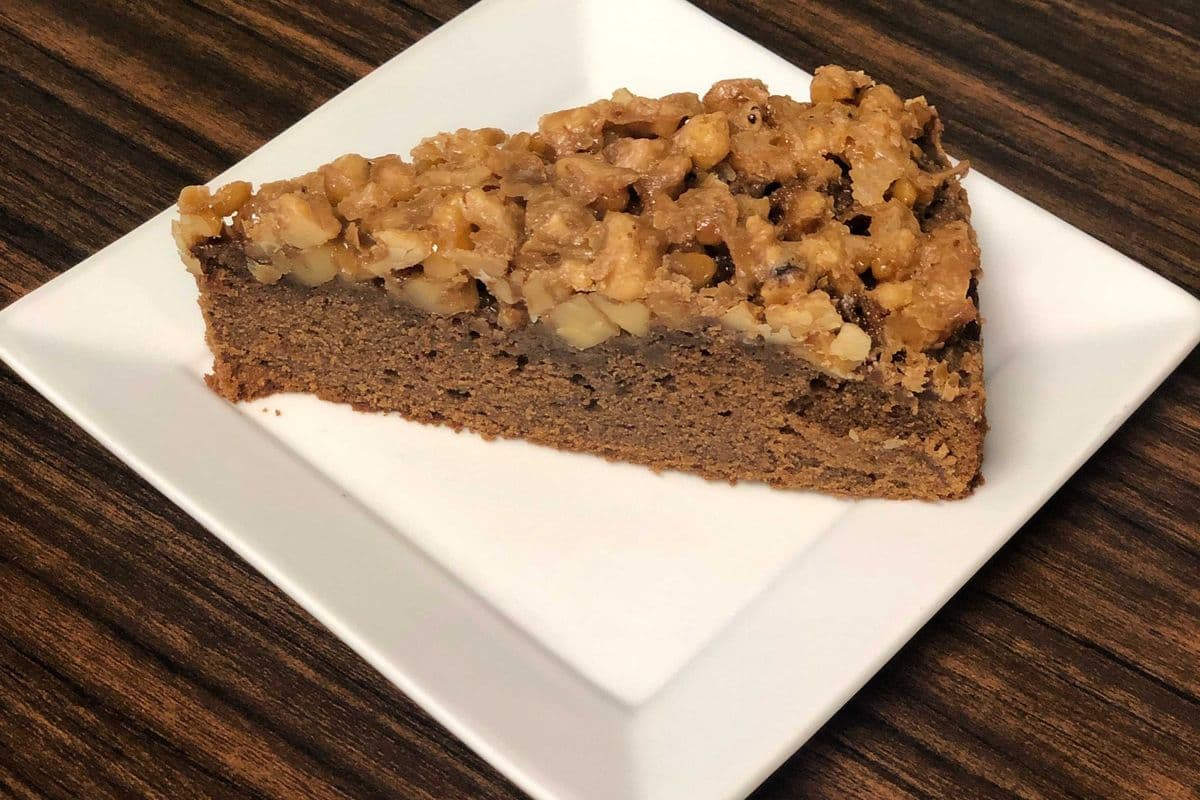 Coffee and Walnut Cake