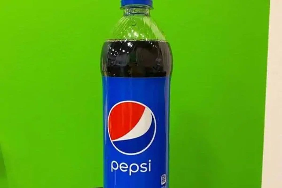 Bottled Pepsi (710 ml)