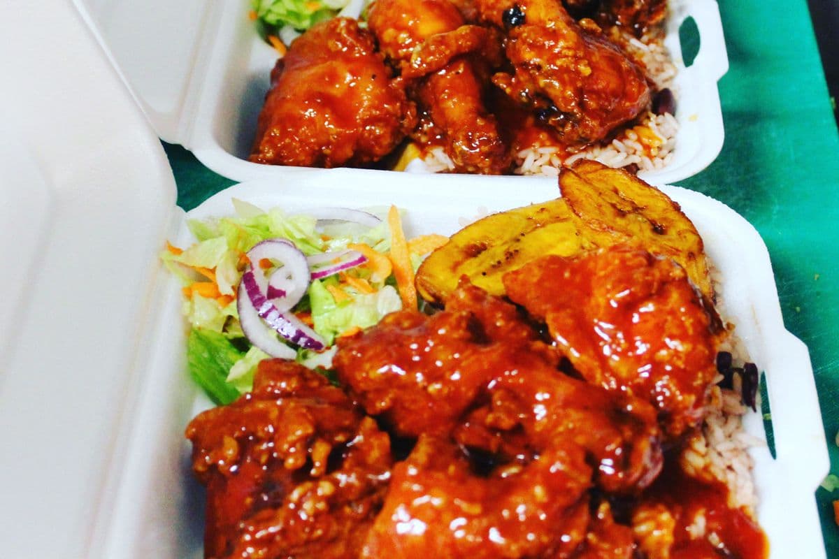 Repas de poulet frit au barbecue / Barbeque Fried Chicken Meal