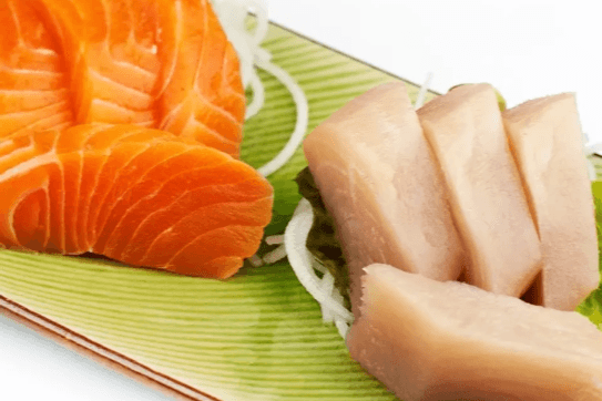 99. Tuna and Salmon Sashimi (8 pcs)