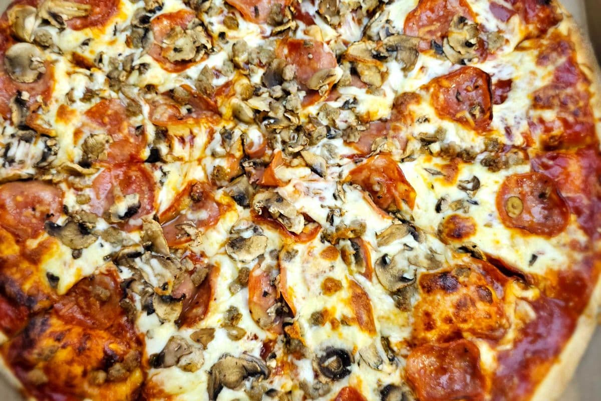 Large Pizza
