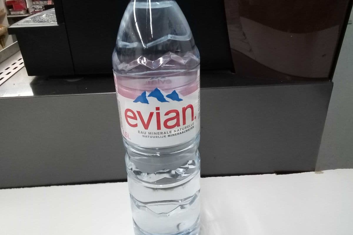 Evian Water (1.5 L)