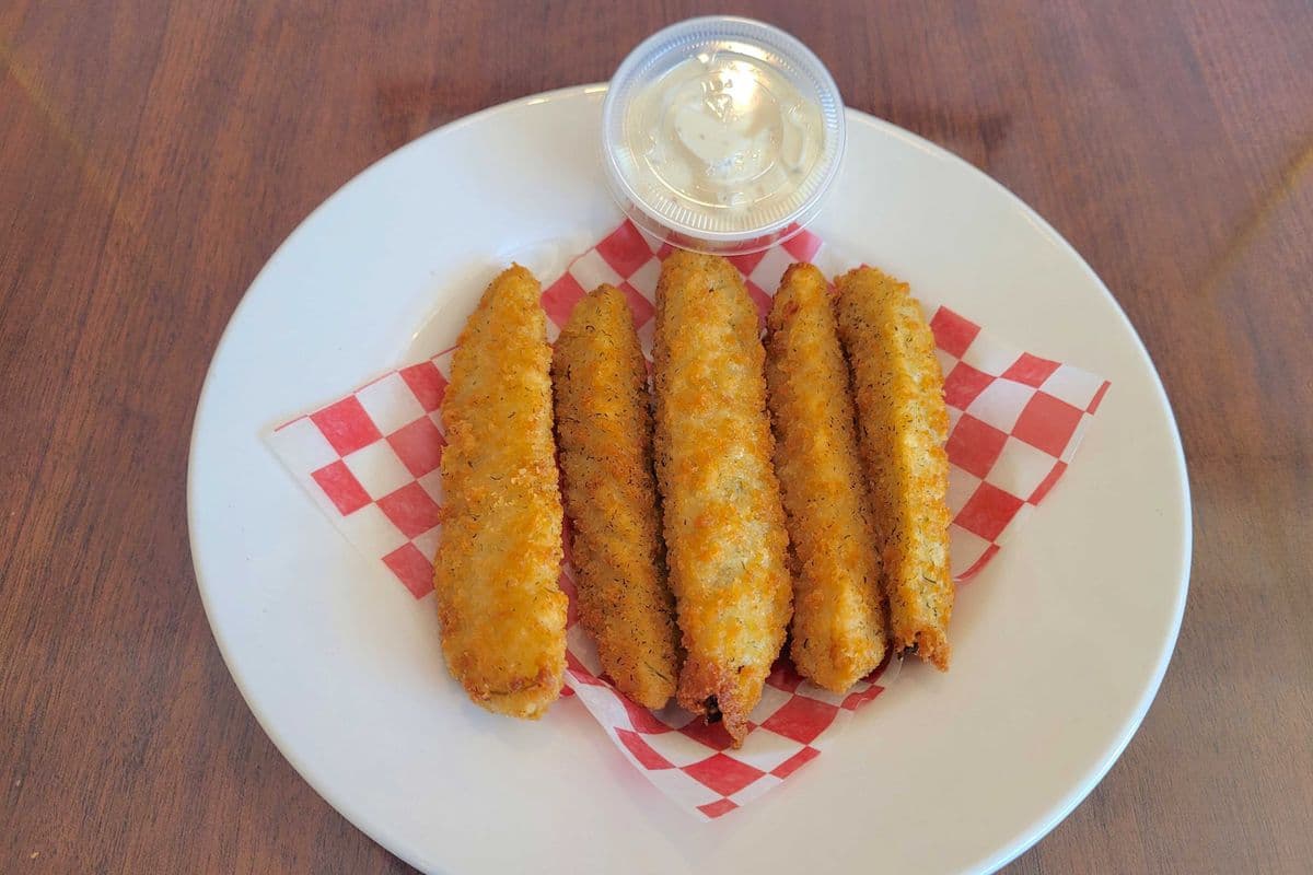 Deep fried Pickles (5pc)