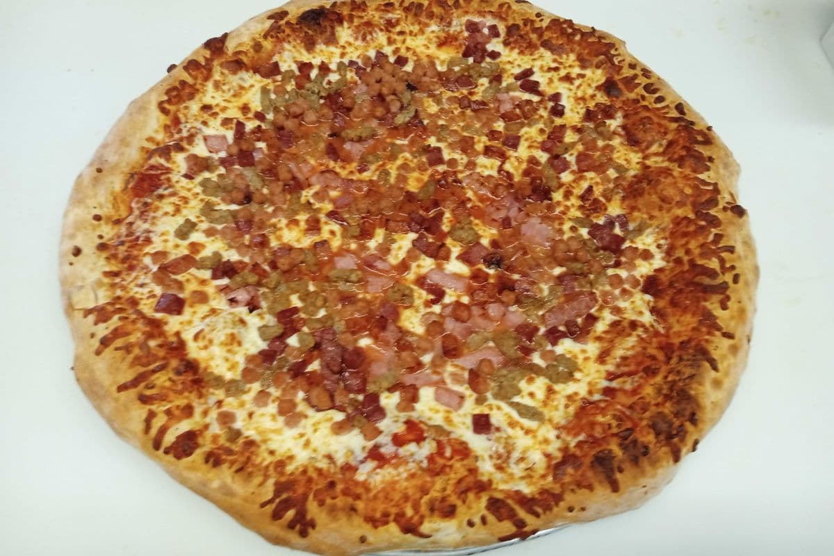 1xPizza 10" mordus de la viande / Pizza 10 " Meat Lovers