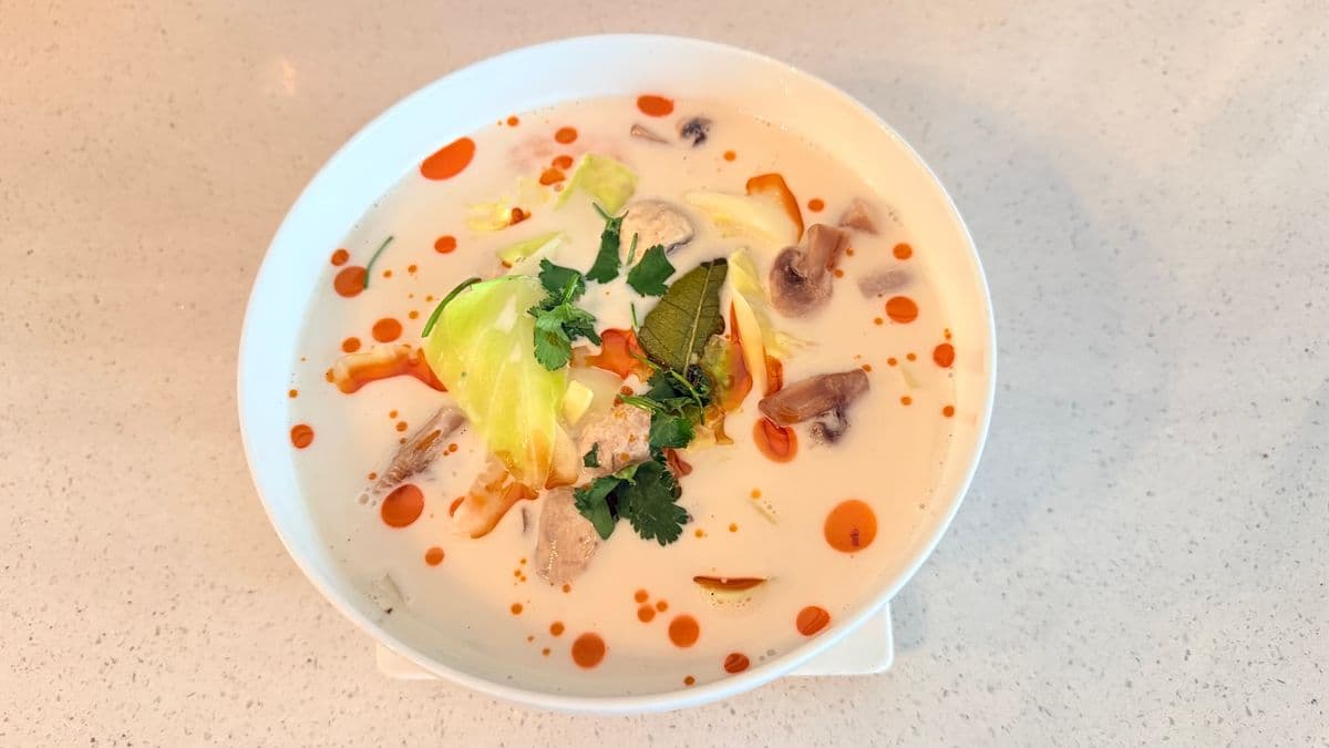 Tom Kha (Coconut Milk)