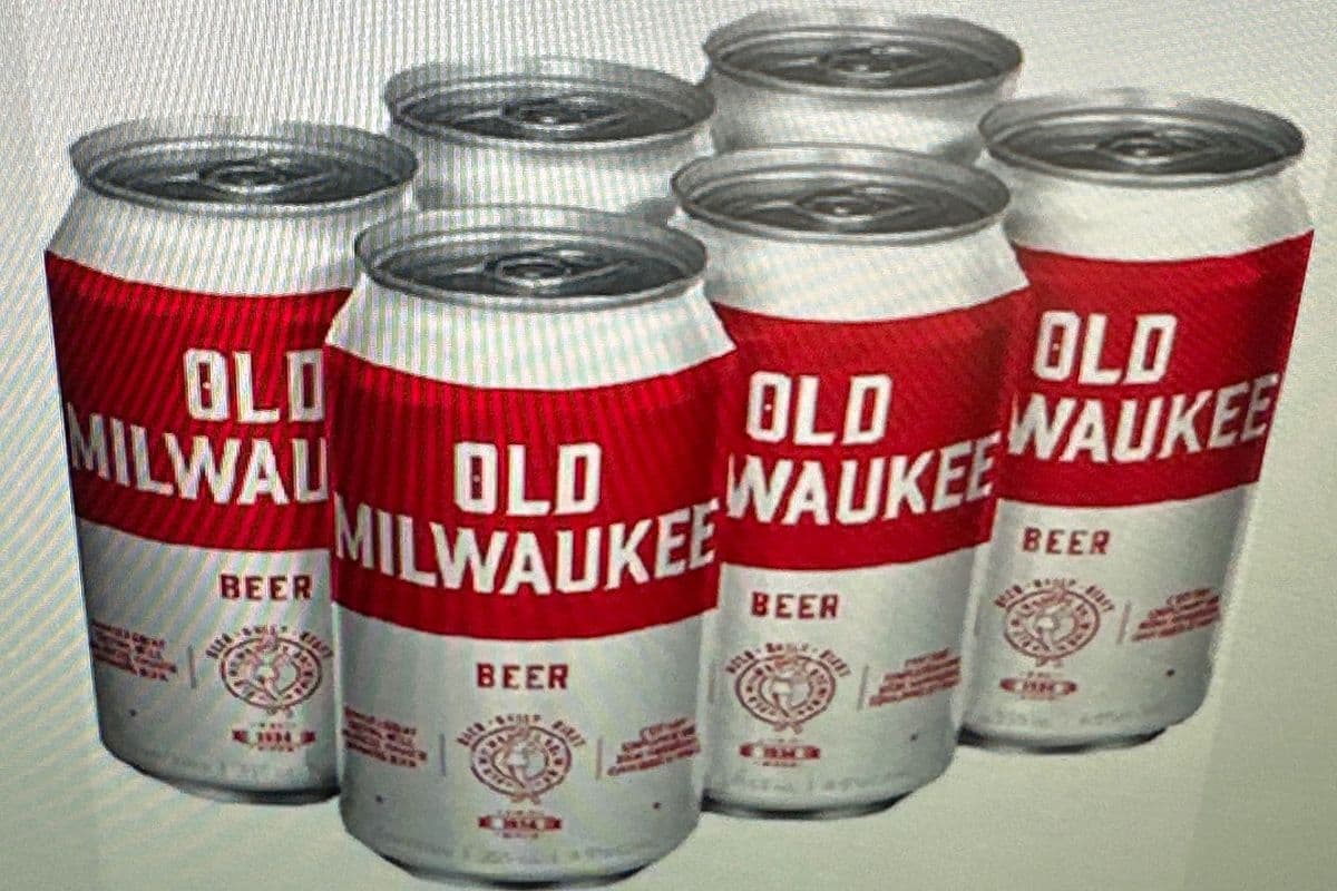 Old Milwaukee Beer (6 x 355 ml Cans)