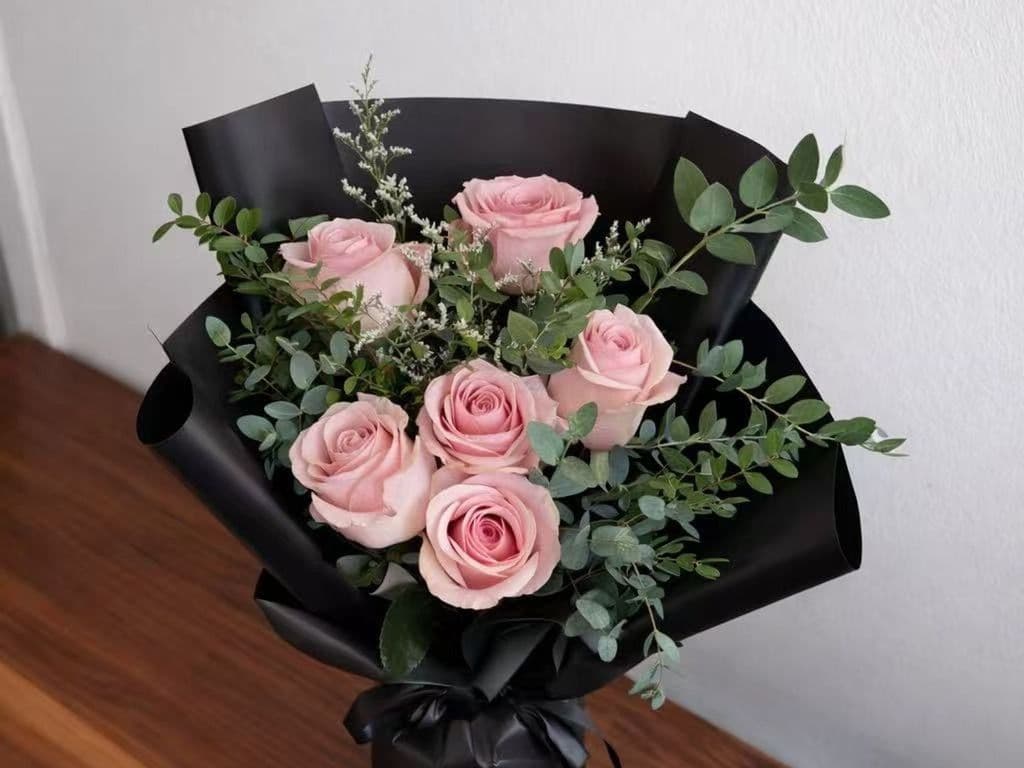 Flowers - Valentine's ROSE Bouquet #7 (6 Pink Rose & Greenery)
