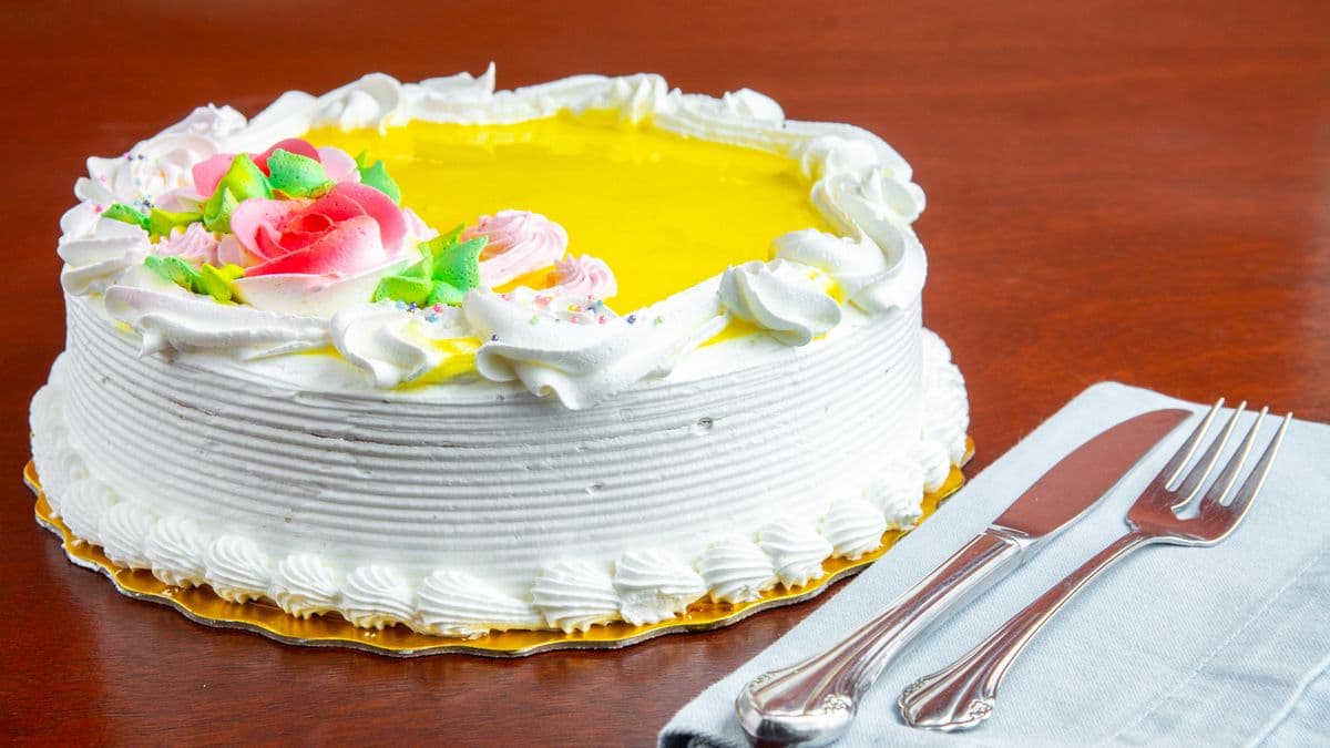 7" Pineapple Cake