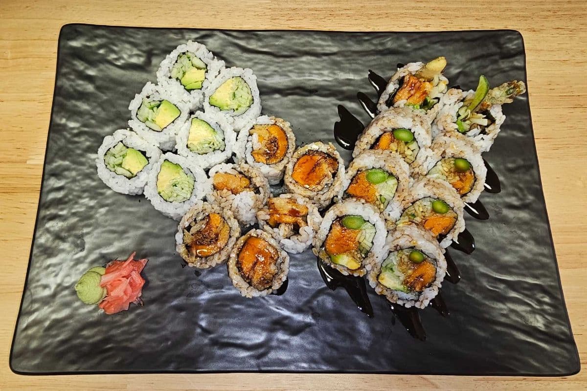 SM6. Vegetable Maki Combo
