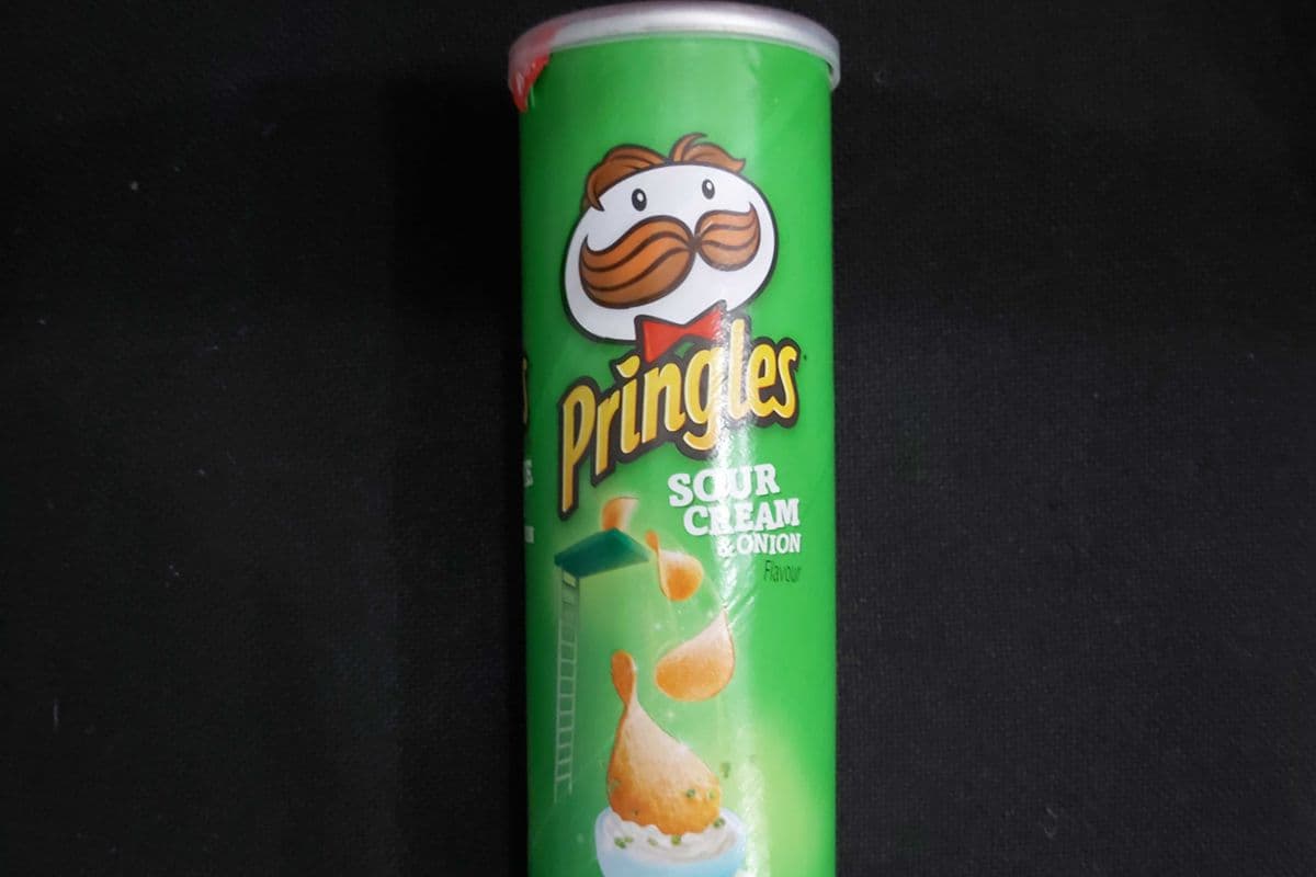 Pringles Crème sure et oignon / sour cream and onion