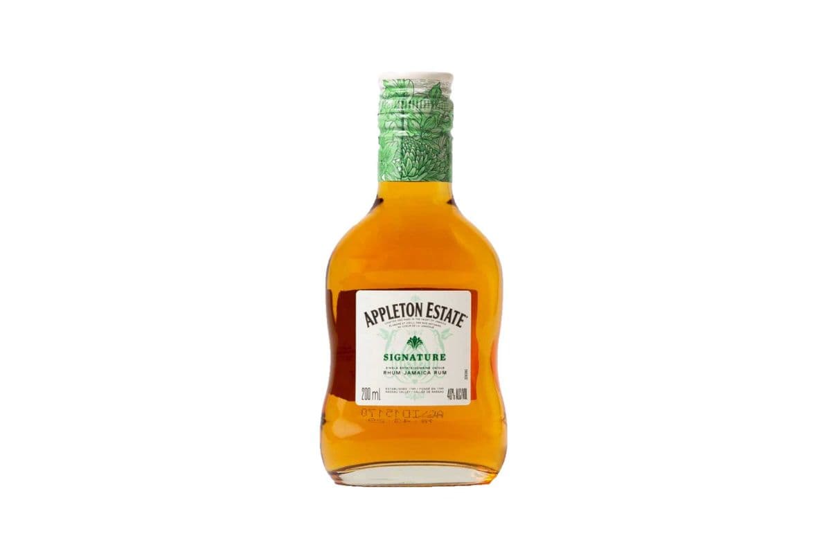 Appleton Estate Signature Rum (1 x 200ml)
