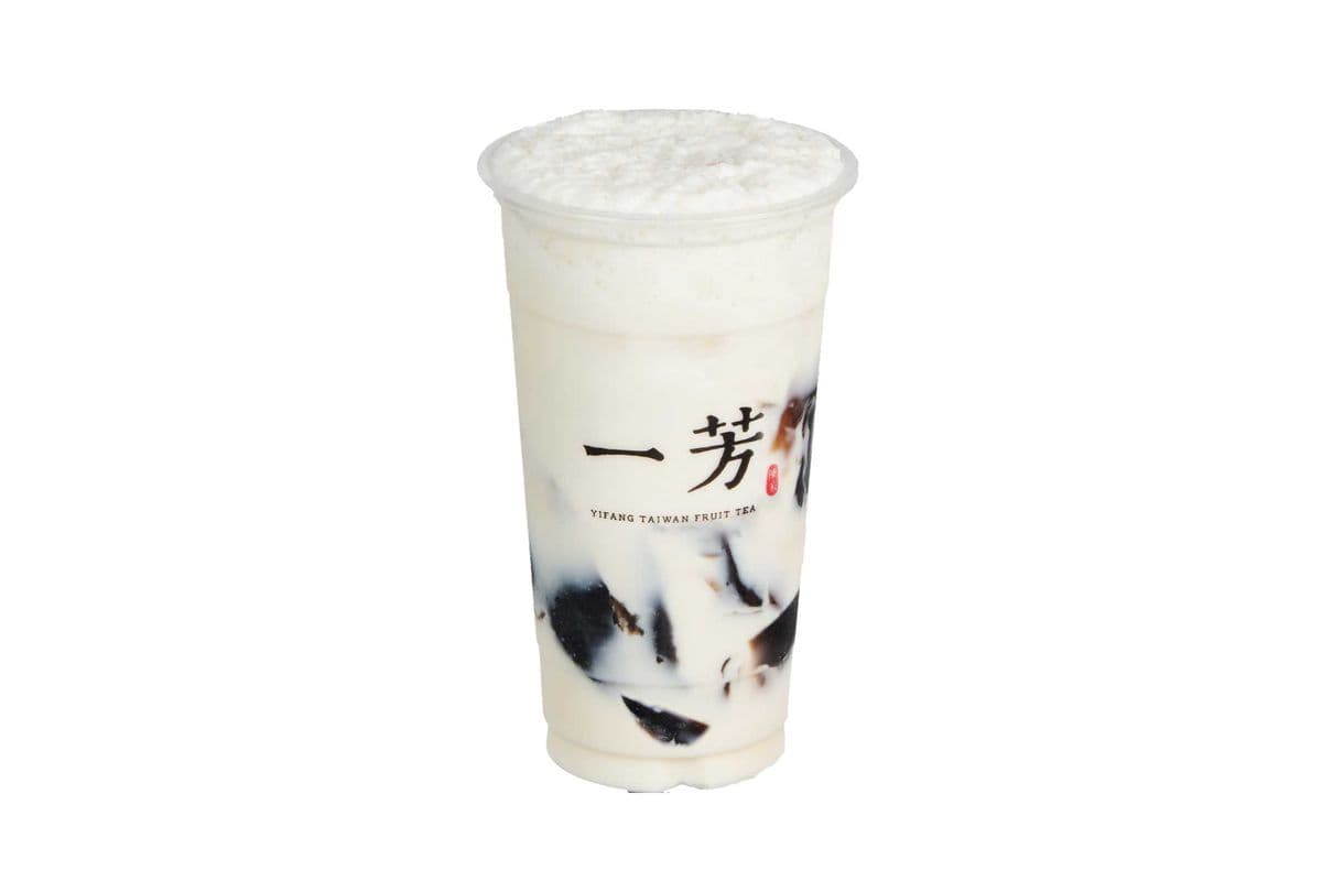 Almond Milk Slush with Grass Jelly 杏仁仙草牛奶冰沙