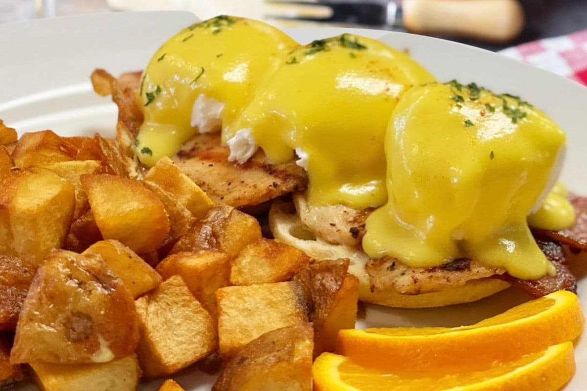 Grilled Chicken Bacon Benny