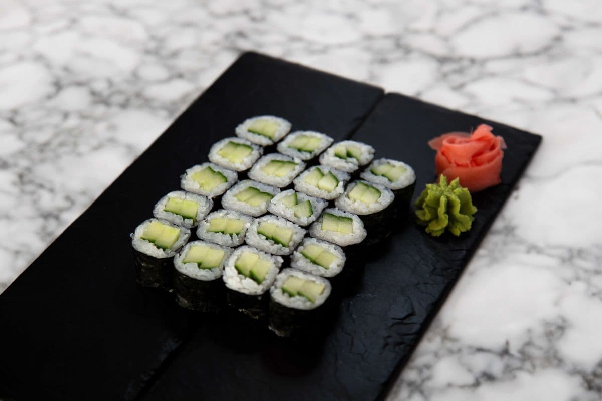 Cucumber Baby Roll (20 pcs)