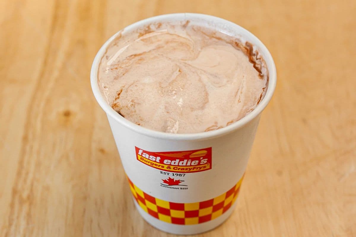 Chocolate Milkshake Paper Cup (20 oz)