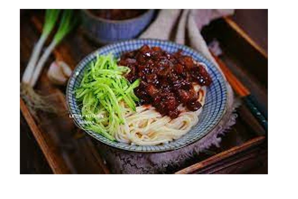 Minced Meat Noodle 炸酱面