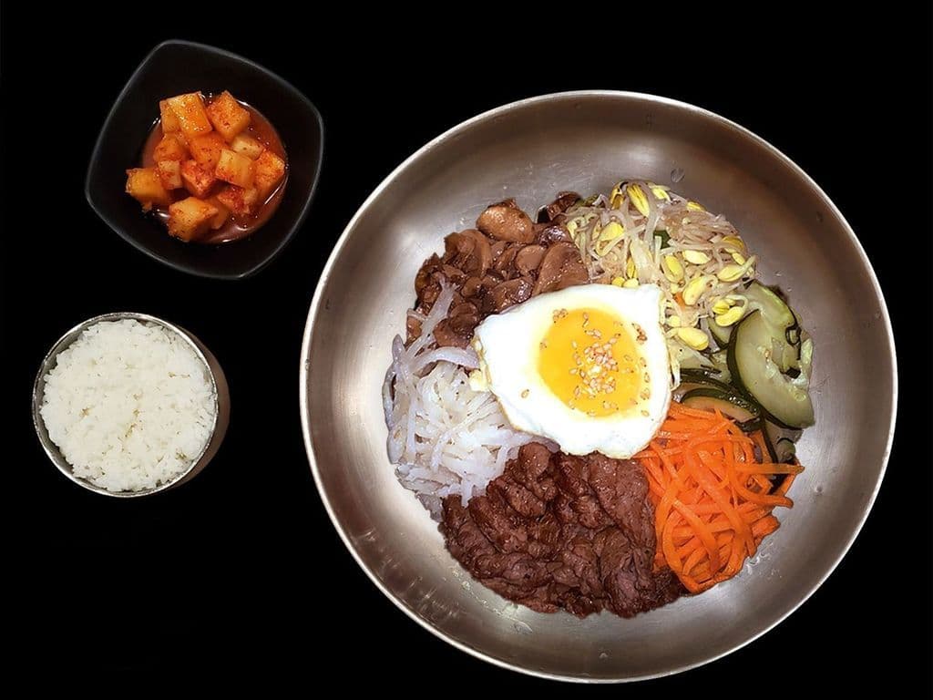 BEEF DOLSOT BIBIMBAB
