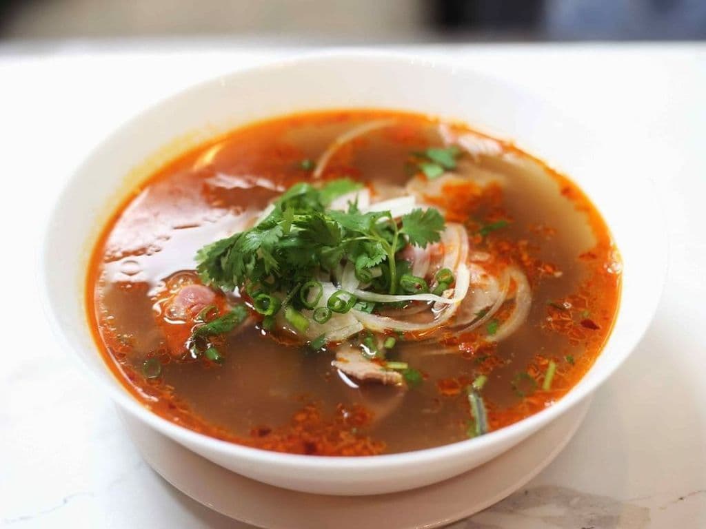 50  . Satay Beef Noodle Soup (Spicy )