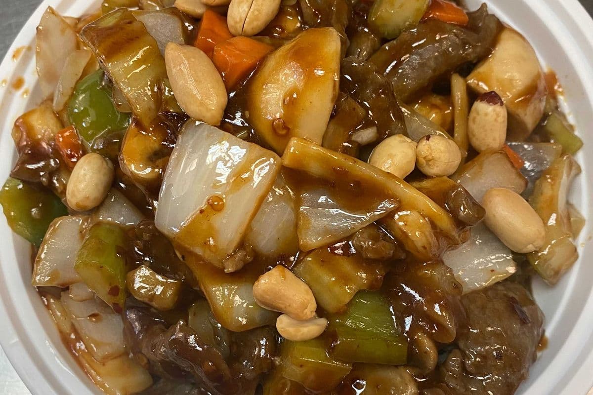 Kung Pao Pork or Beef with Diced Vegetables