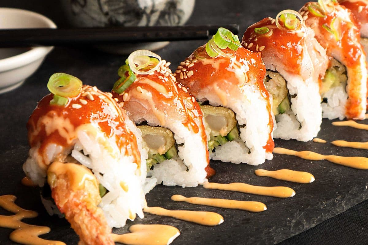 H.O.T Roll (8 pcs)