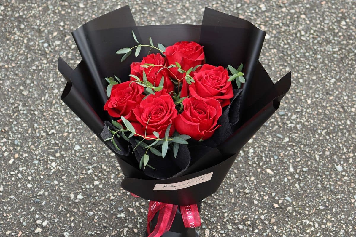 R30. Love is Red (6 roses + greenery)