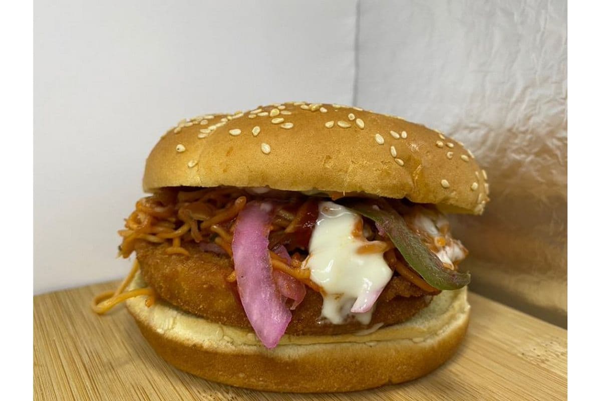 Signature Chicken Burger