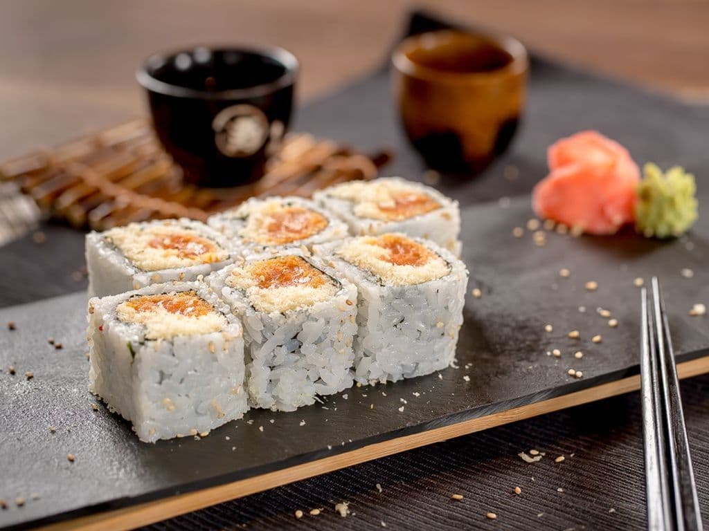 Spicy Salmon Roll(8pcs)