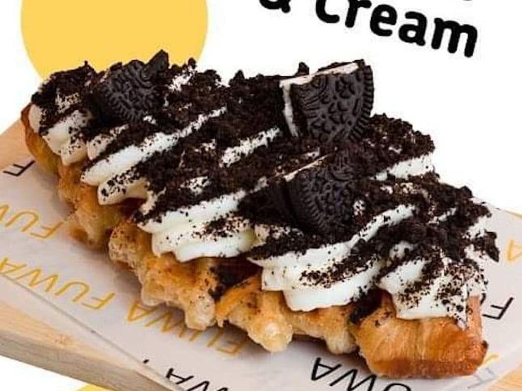 Cookie & Cream Croffle