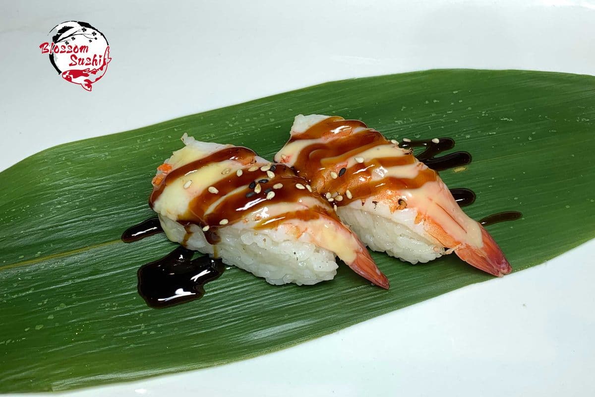 Torch Shrimp Sushi (2 pcs)