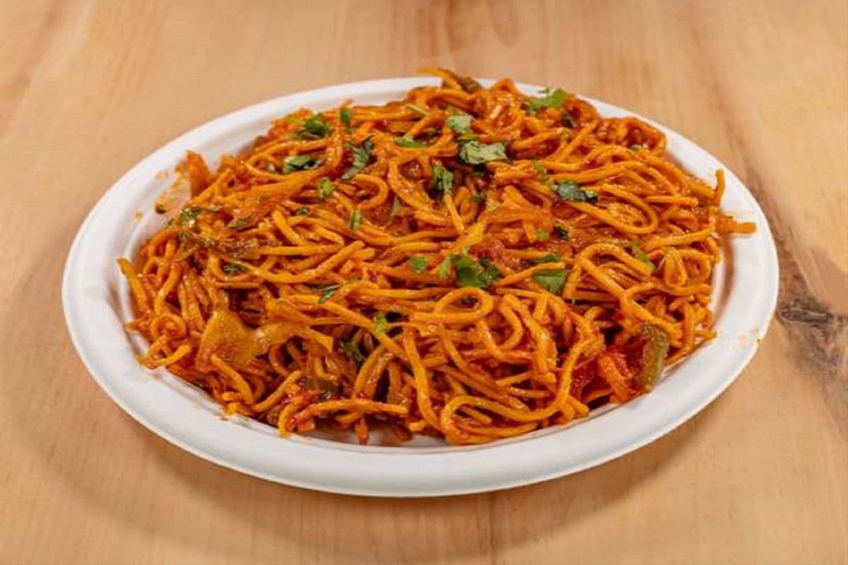 Veg. Noodles (Spicy)