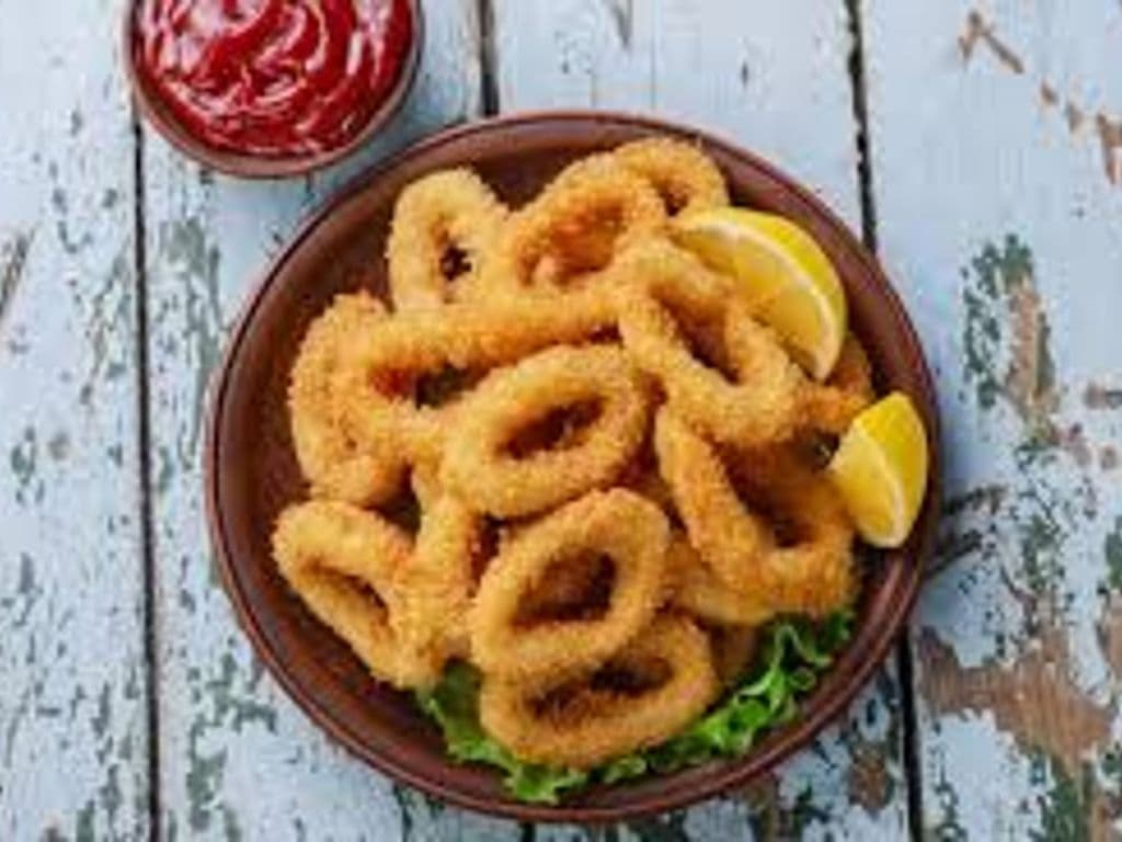 18. Calamari (10 Pieces)