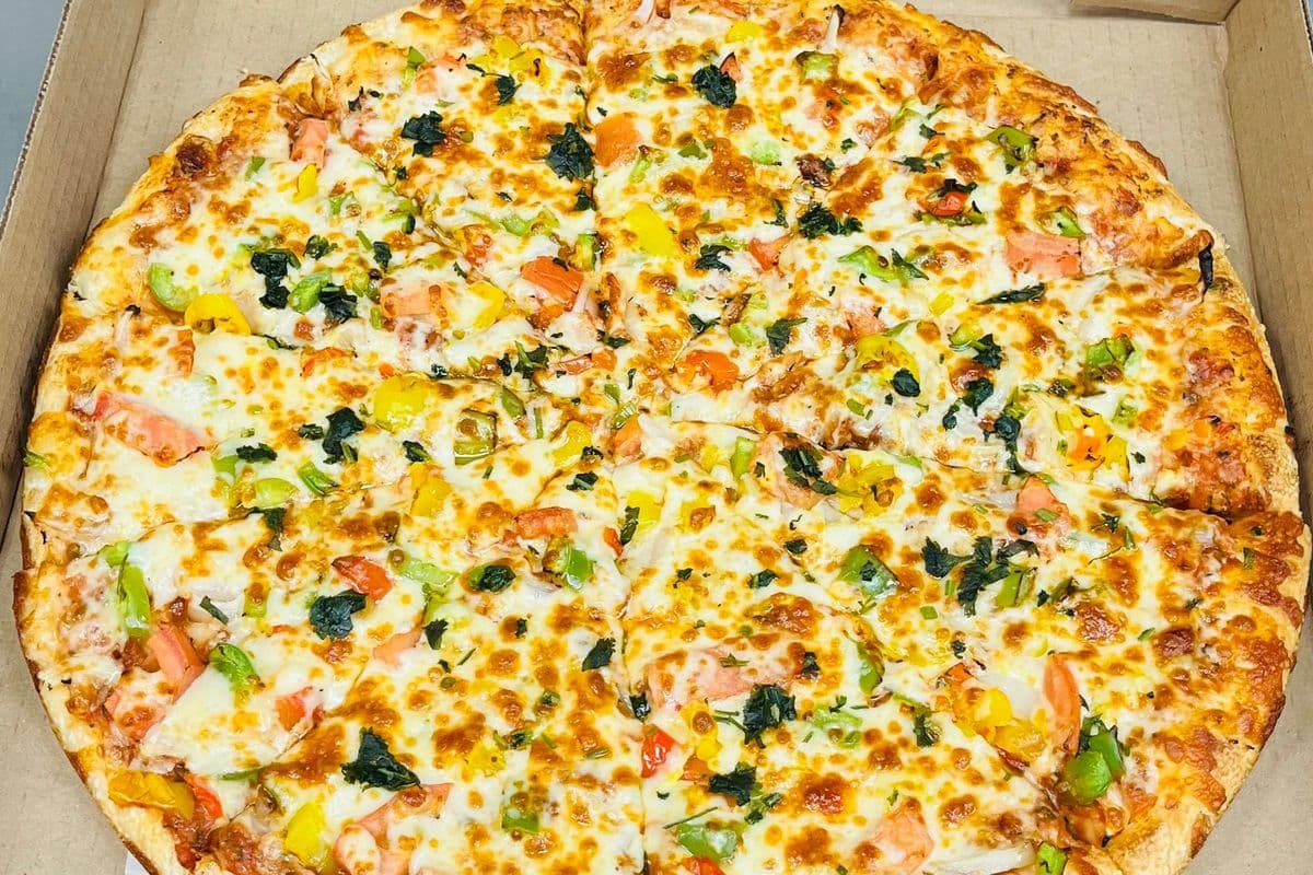 12" Punjabi-Style Veggie Pizza