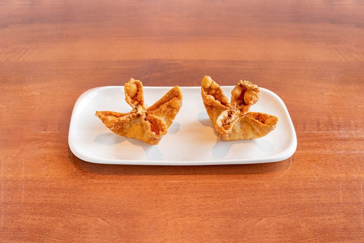 Crab Rangoons (2 pcs)